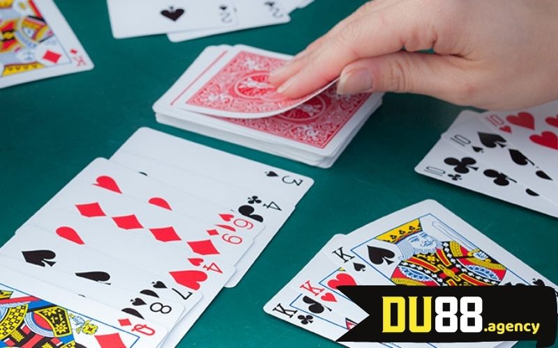 Hướng dẫn đọc bài đối thủ